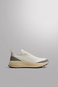 LACELESS RUNNING SNEAKERS