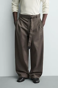 BELTED WIDE FIT PANTS