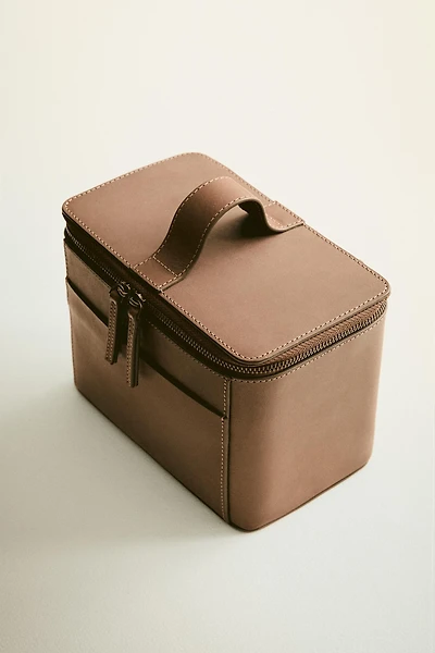 TROUSSE DE TOILETTE CUIR FORMAT MOYEN