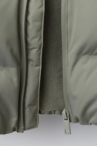MANTEAU REMBOURRÉ À CAPUCHE DÉPERLANT
