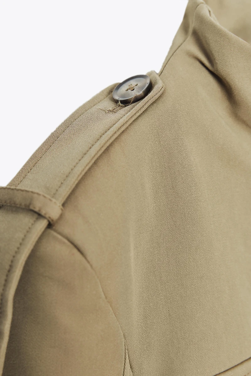 VESTE À POCHES ET PATTES