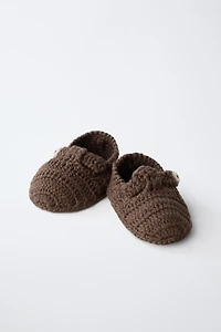 CHAUSSONS EN MAILLE BOUTON