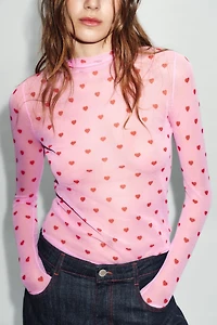 FINE KNIT HEART TOP