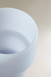 OPAQUE GLASS MUG
