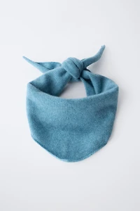 FOULARD TRIANGULAIRE 100 % CACHEMIRE