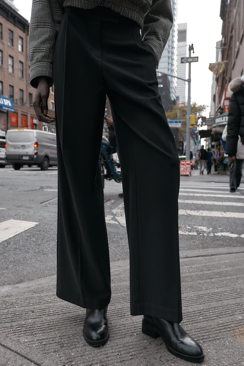 HIGH-WAISTED WIDE-LEG PANTS