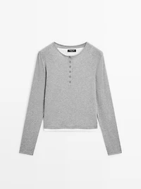 Layered T-shirt with button details