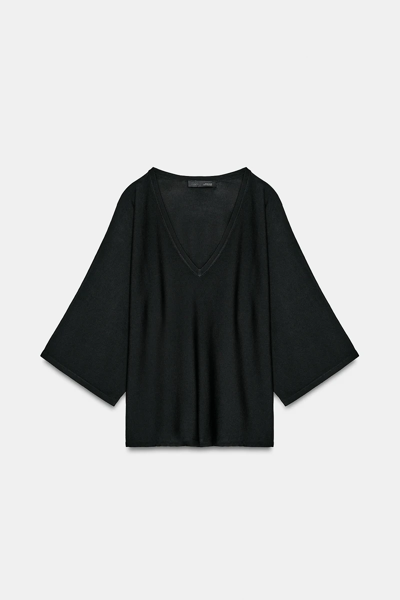 FLOWY V-NECK KNIT JUMPER
