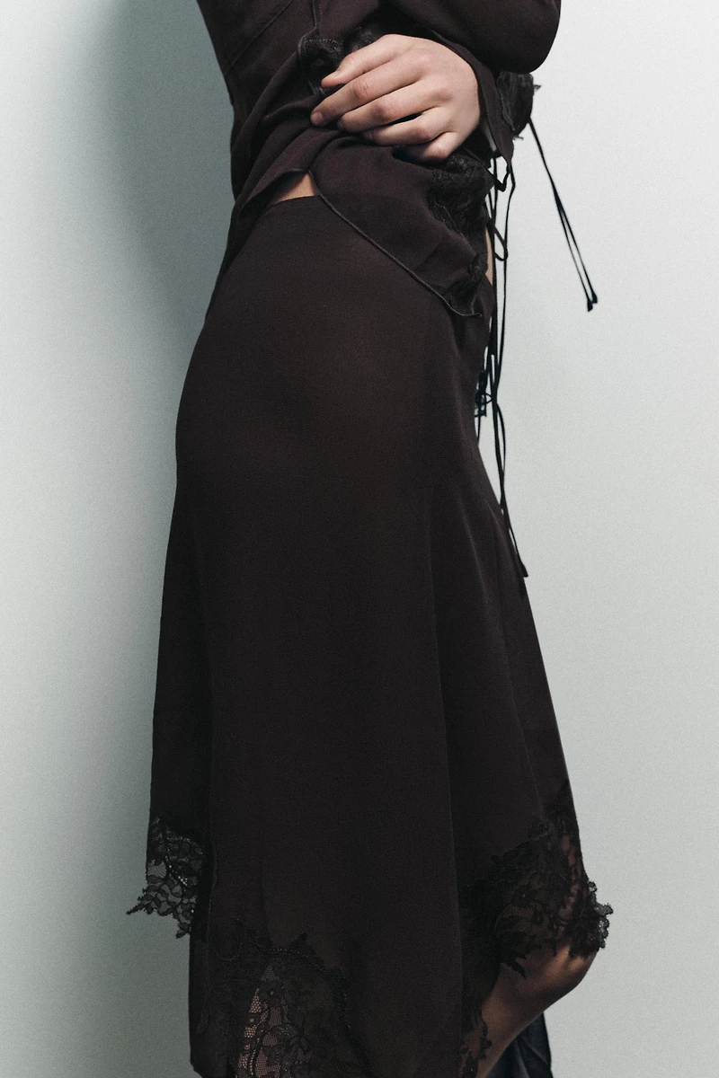 ASYMMETRIC LACE GEORGETTE SKIRT