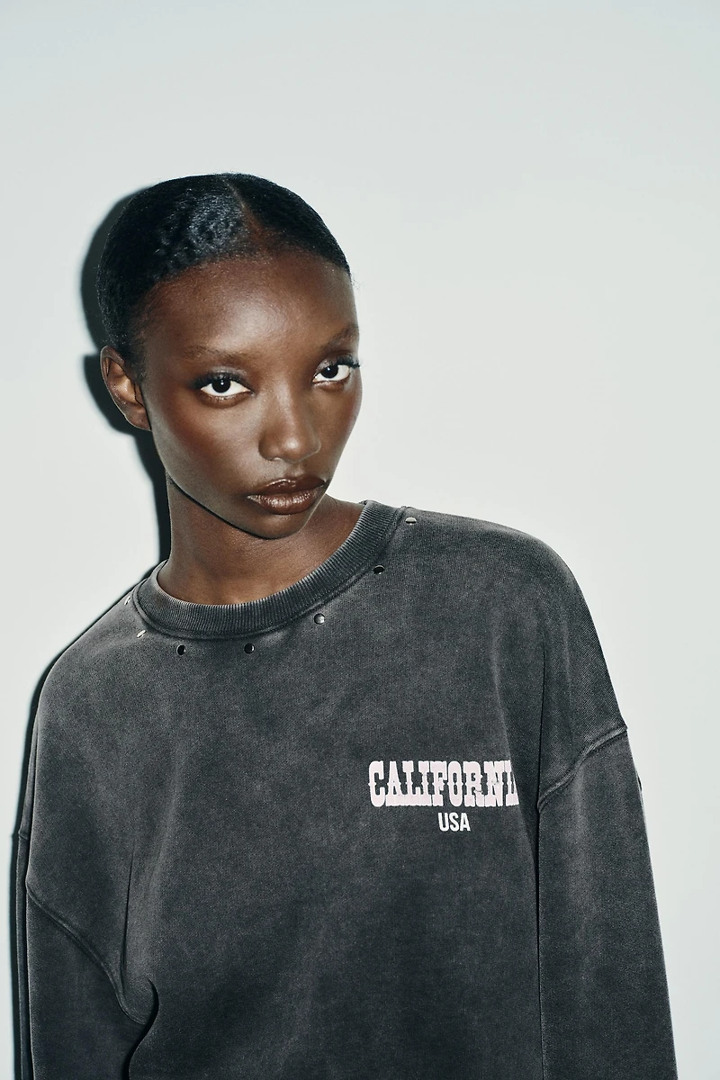 WASHED TEXT SWEATSHIRT