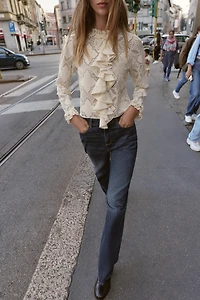BLOUSE ROMANTIQUE À VOLANTS