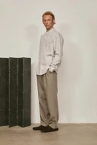 Relaxed fit 100% linen shirt with stand collar - LIMITED EDITION