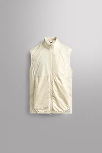 LIGHTWEIGHT TECHNICAL VEST
