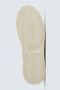 BASKETS STYLE RÉTRO