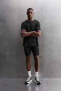 T-SHIRT TECHNIQUE PERFORÉ