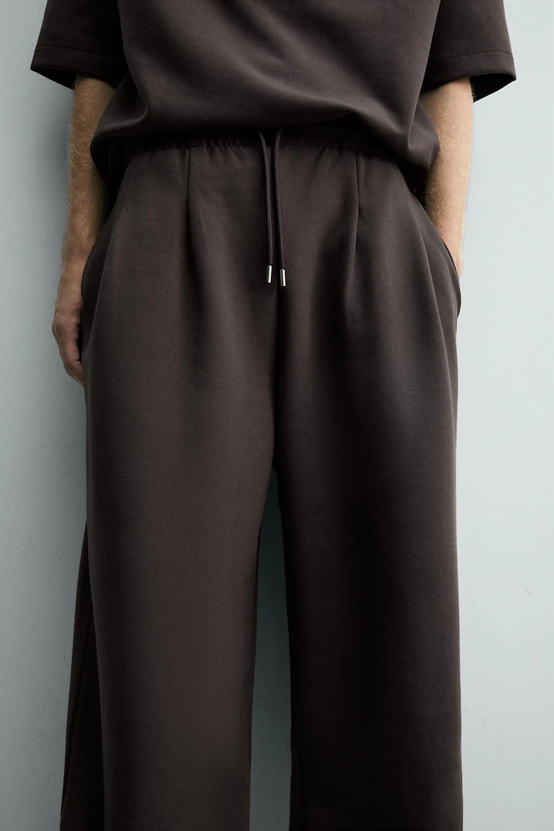 PANTALON INTERLOCK PLIS ÉTIQUETTE