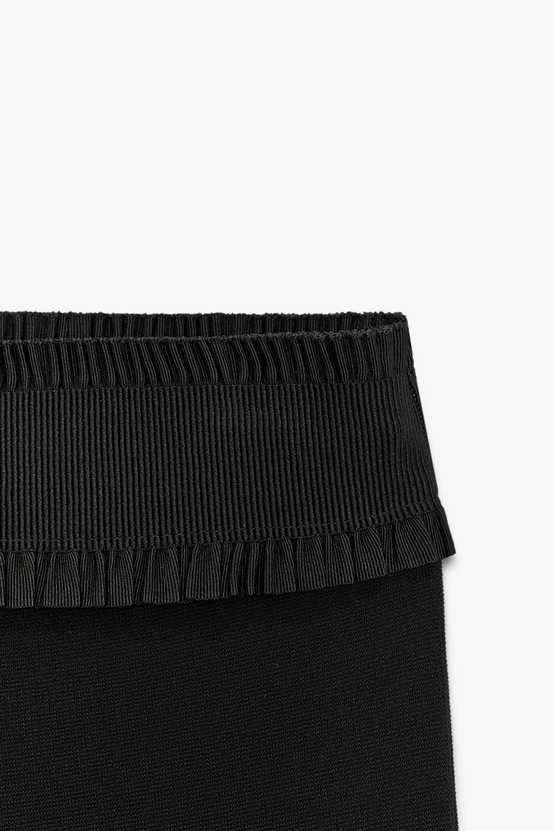 CONTOURING STRETCH FLARE PANTS