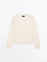 100% cashmere crew neck sweater
