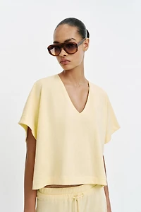 RUSTIC CAPE TOP