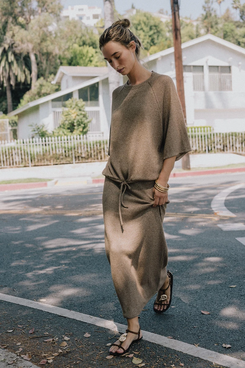 CUT-OUT KNIT T-SHIRT