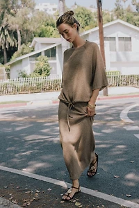 CUT-OUT KNIT T-SHIRT