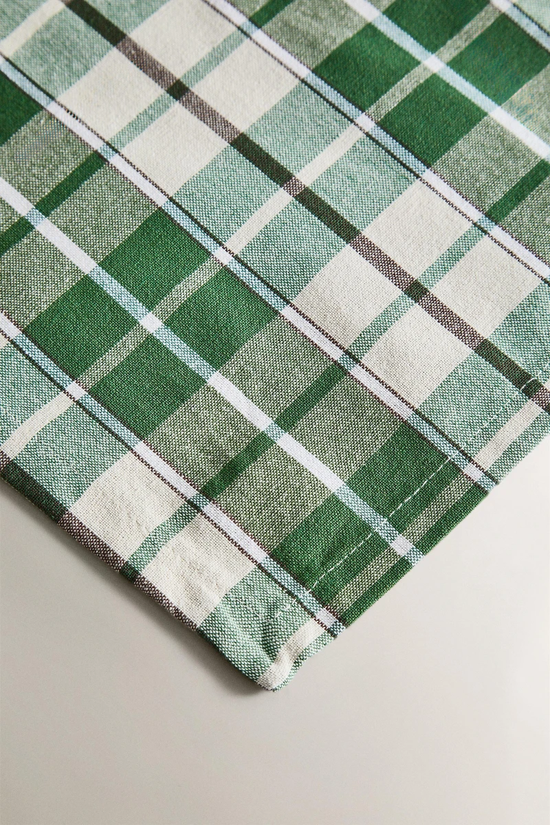 DYED THREAD TABLECLOTH