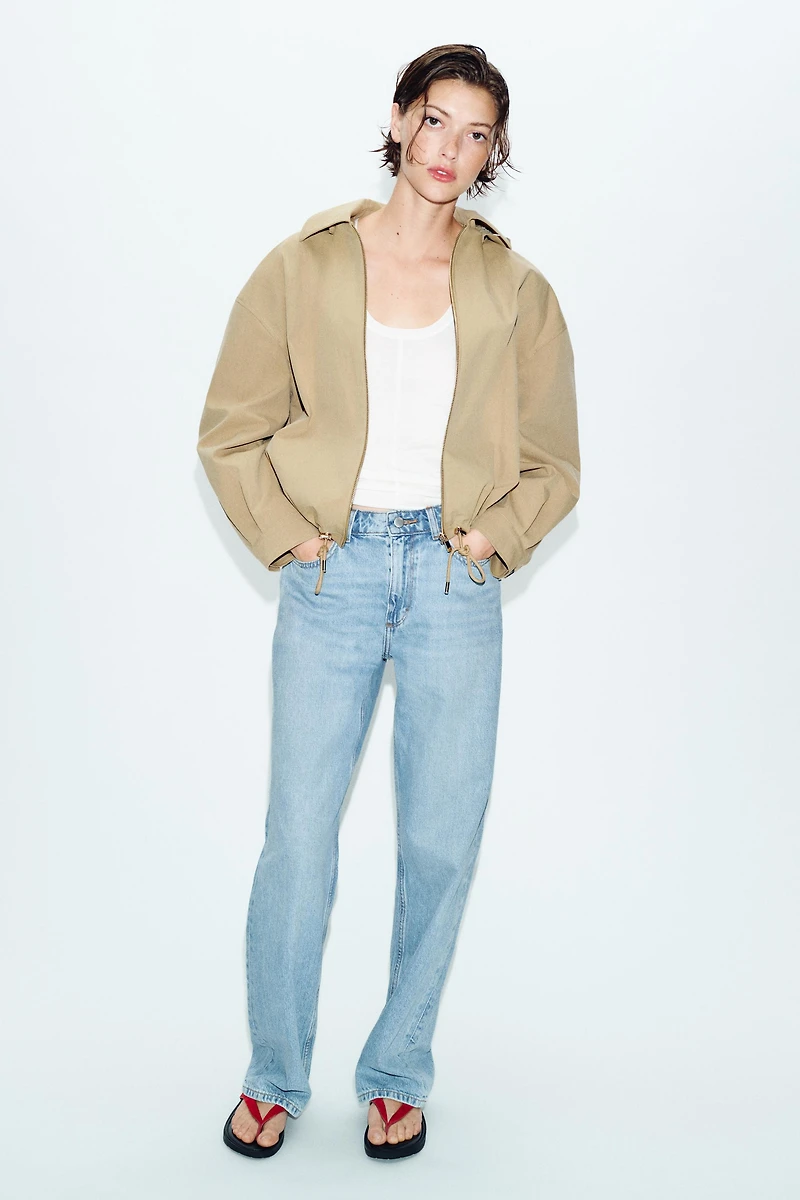 JACKET WITH REMOVABLE HOODIE
