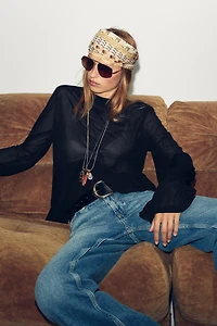 FLOWY RUFFLED TOP