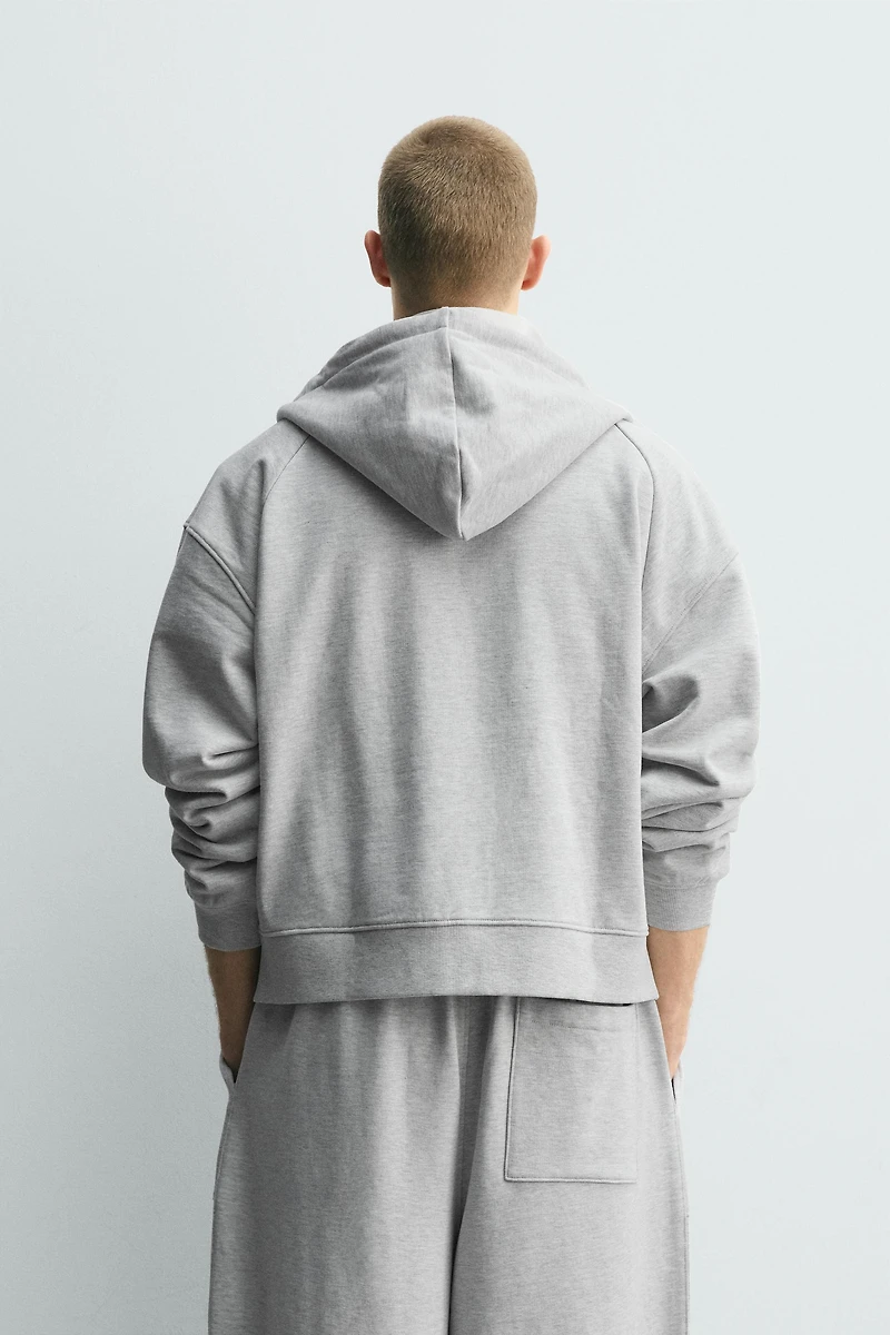 SWEAT HOODIE BOXY FIT ZIPPÉ