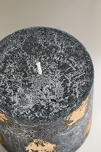 WINTER CYPRESS SMALL CYLINDRICAL SCENTED CANDLE