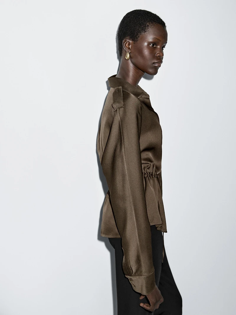 Chemisier fluide détail taille