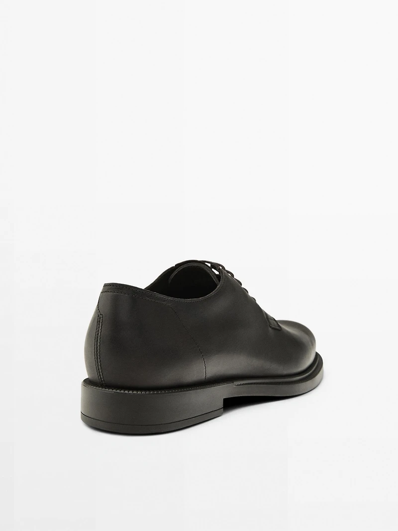 Leather derby shoes