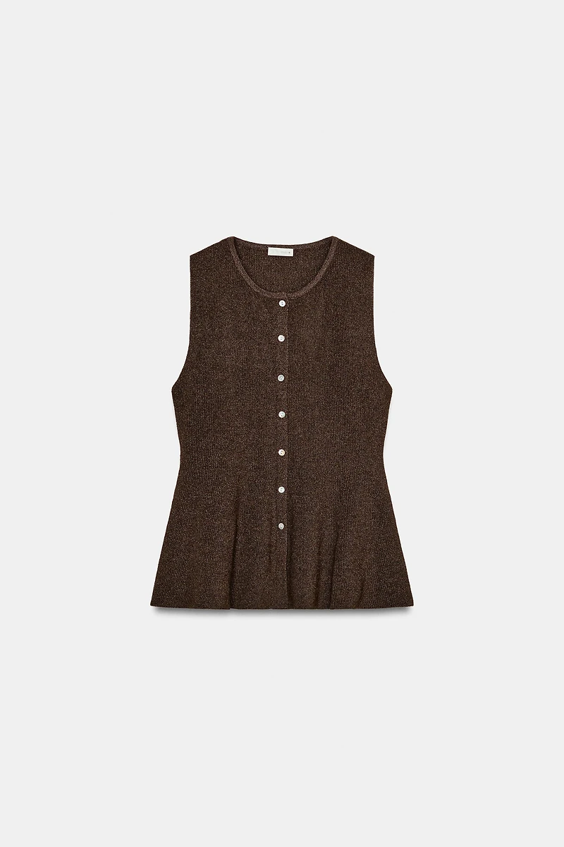 BUTTONED RIB PEPLUM TOP