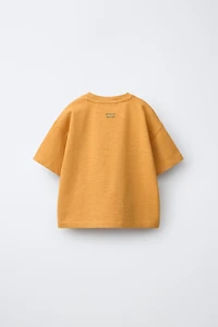 T-SHIRT À INSCRIPTION IMPRIMÉE