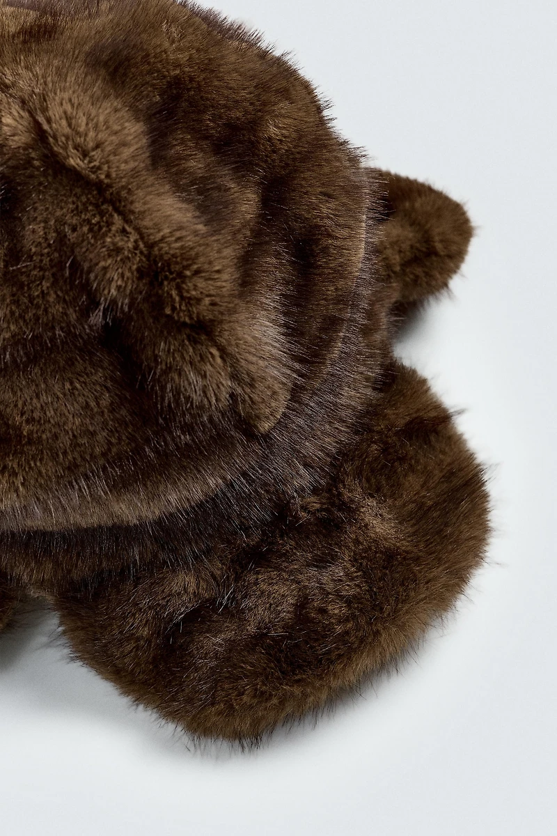 GOOFY EARS FAUX FUR CAP HARRY LAMBERT FOR ZARA X DISNEY