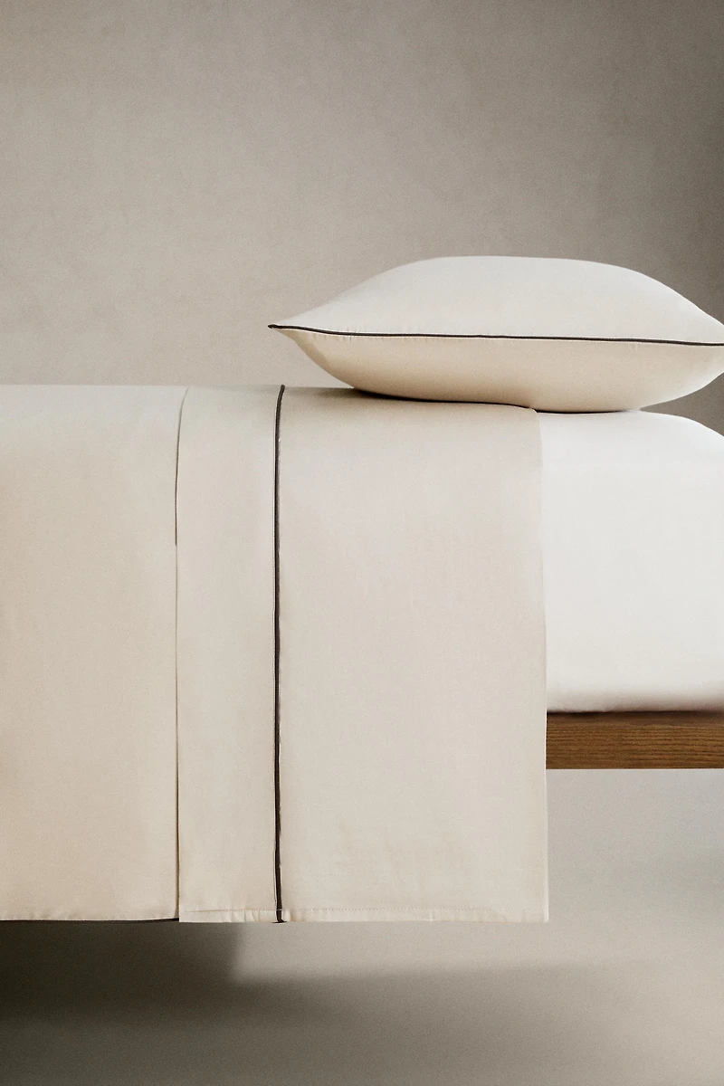 DRAP PLAT SATIN PASSEPOIL