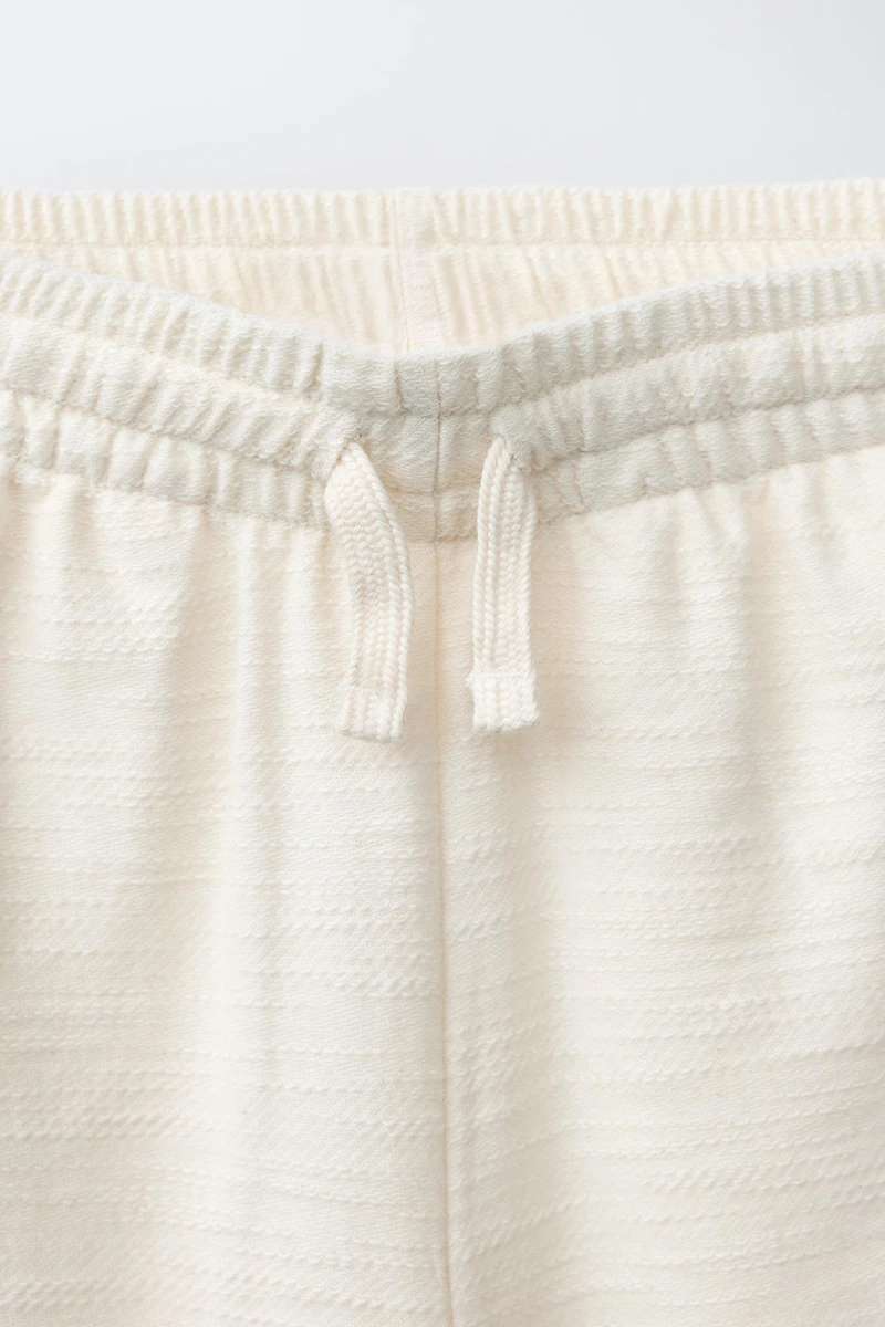 SHIRT AND BERMUDA SHORTS SET WITH TEXTURED LABEL