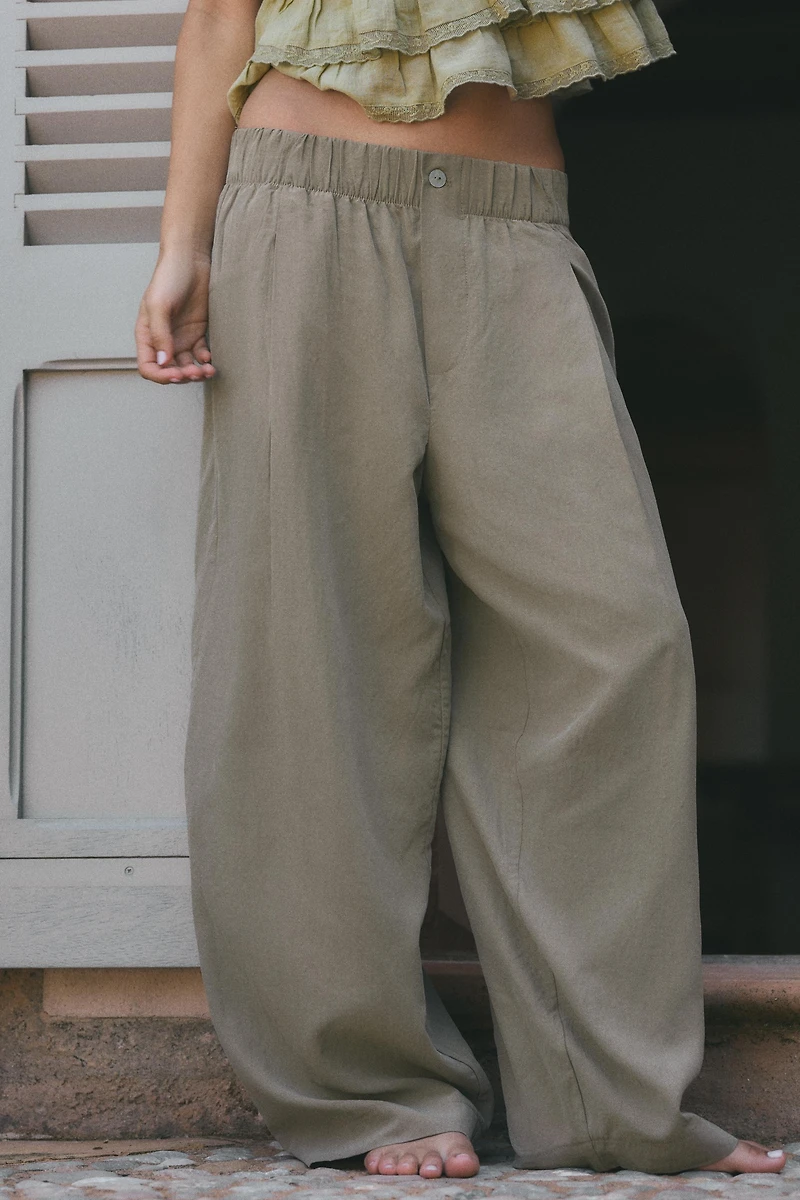 FLOWY ANKLE PANTS
