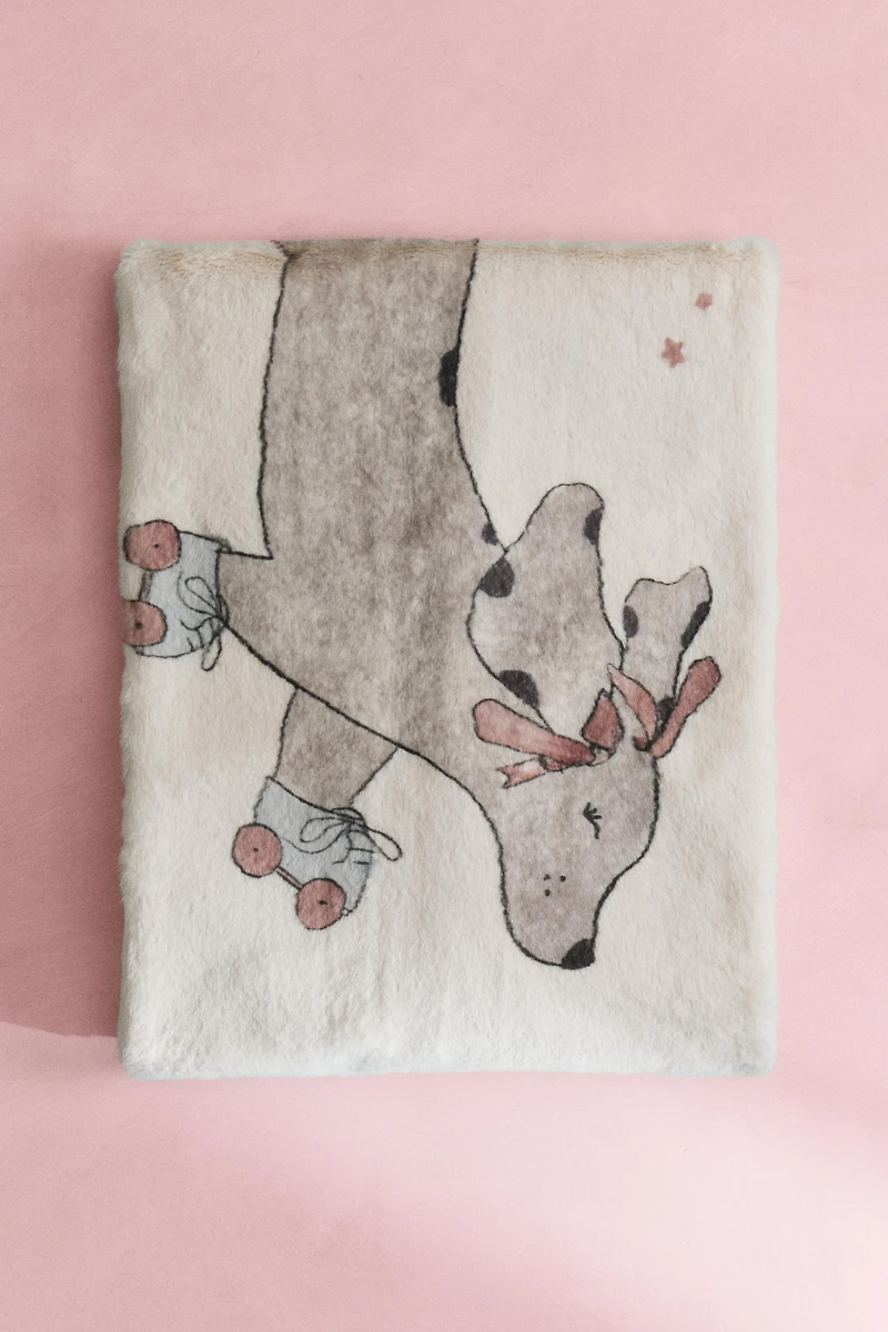 CHILDREN'S SOFT BLANKET SKATING DOG