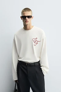 BOXY FIT EMBROIDERED T-SHIRT