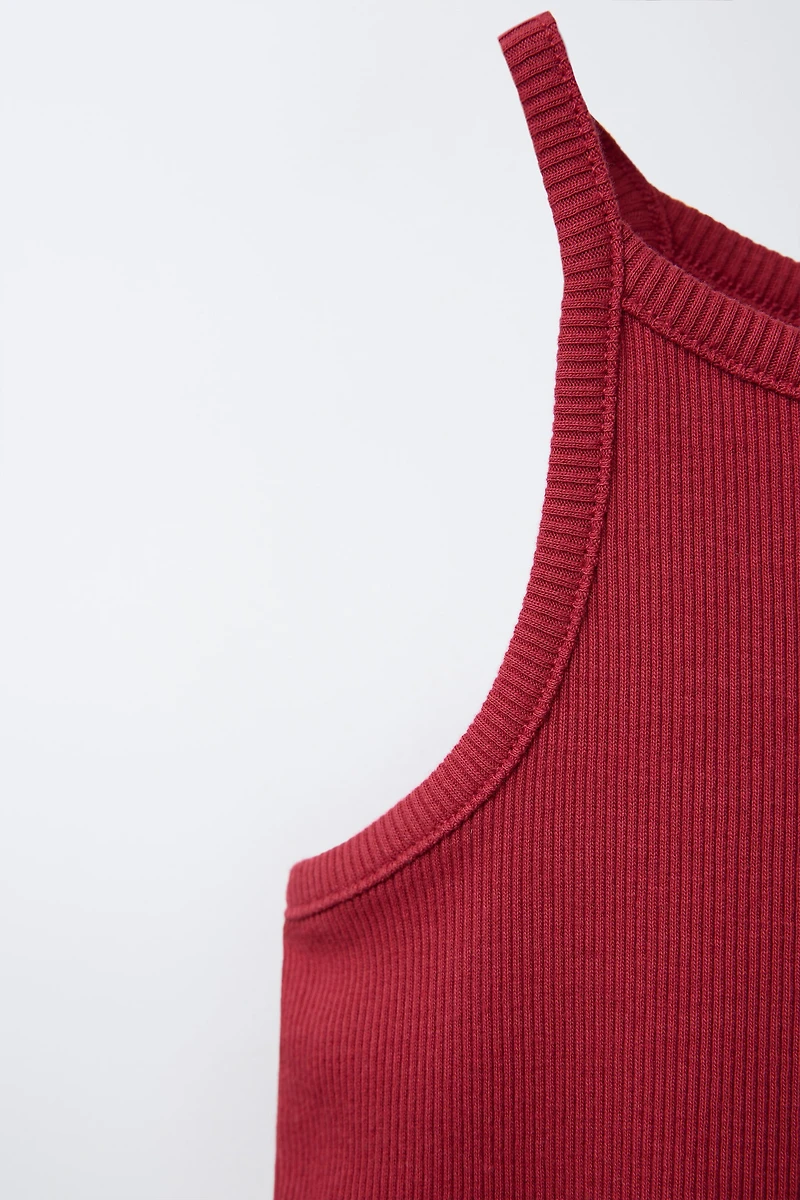 RIBBED TEXT TOP