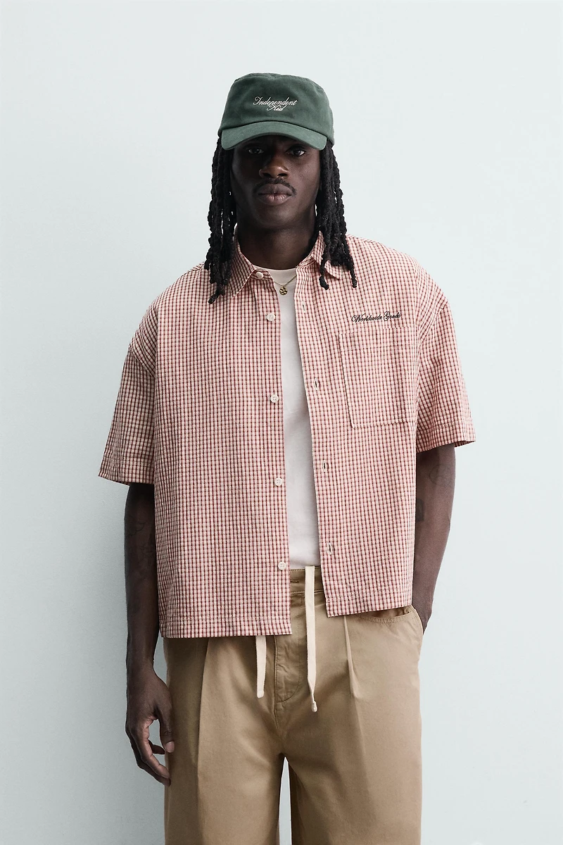 CHEMISE COUPE BOXY À CARREAUX BRODÉE