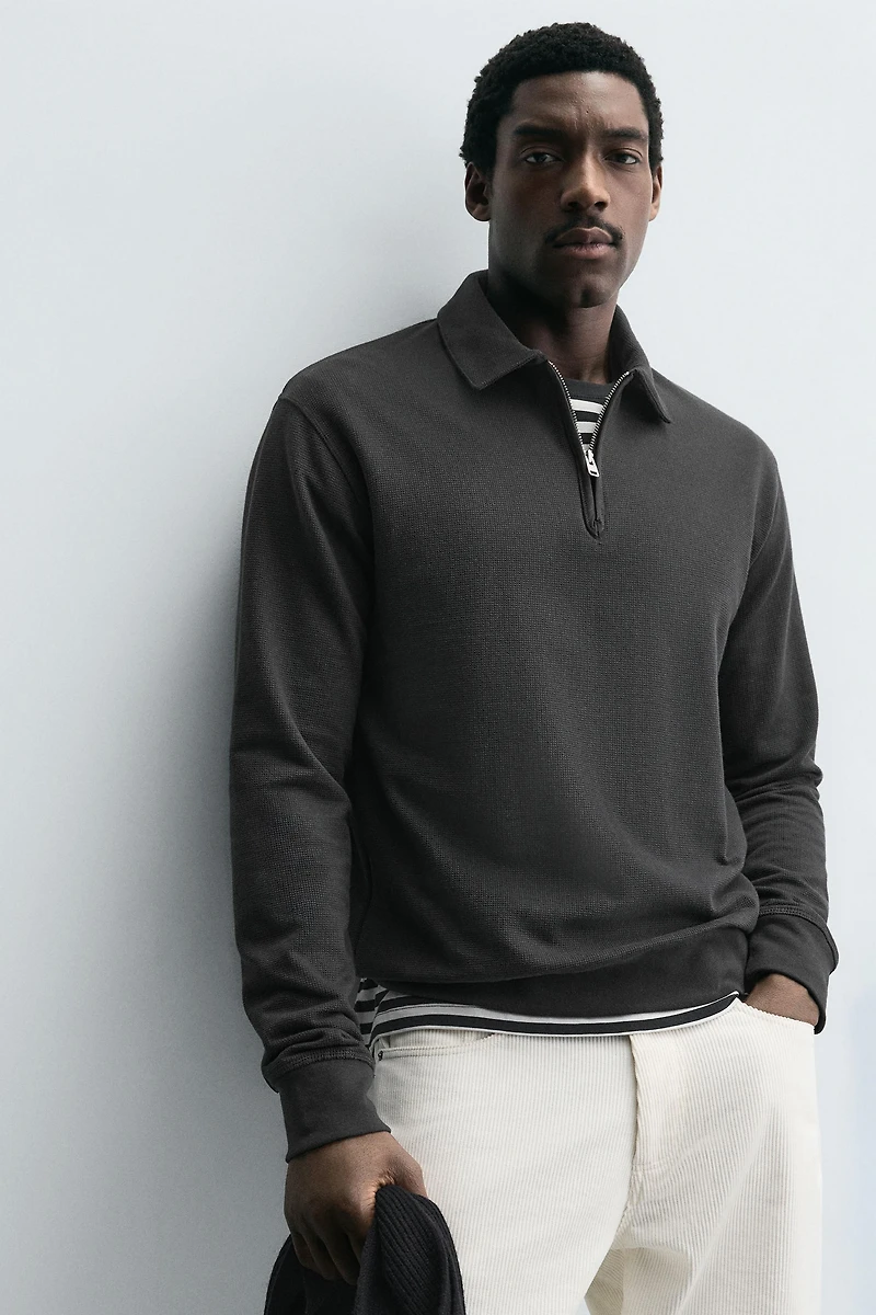 TEXTURED ZIP POLO SHIRT