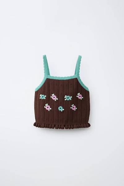 EMBROIDERED FLORAL KNIT CROP TOP