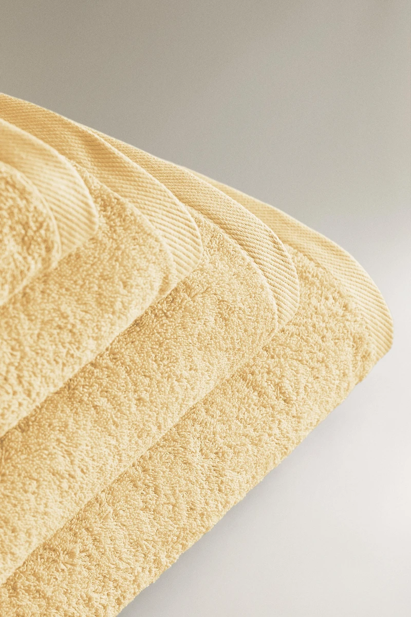 PLAIN COTTON TERRY BATH TOWEL (500 GSM)