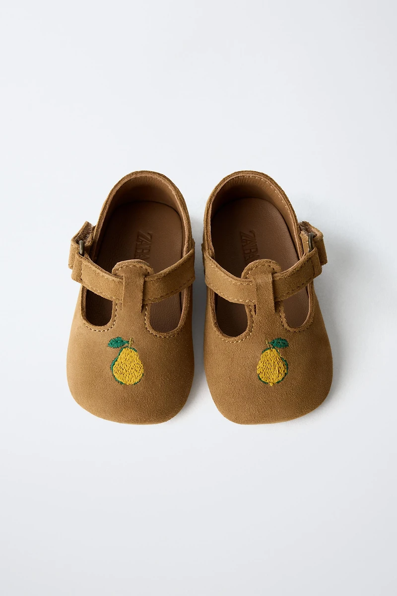 LEATHER T-BAR SHOES