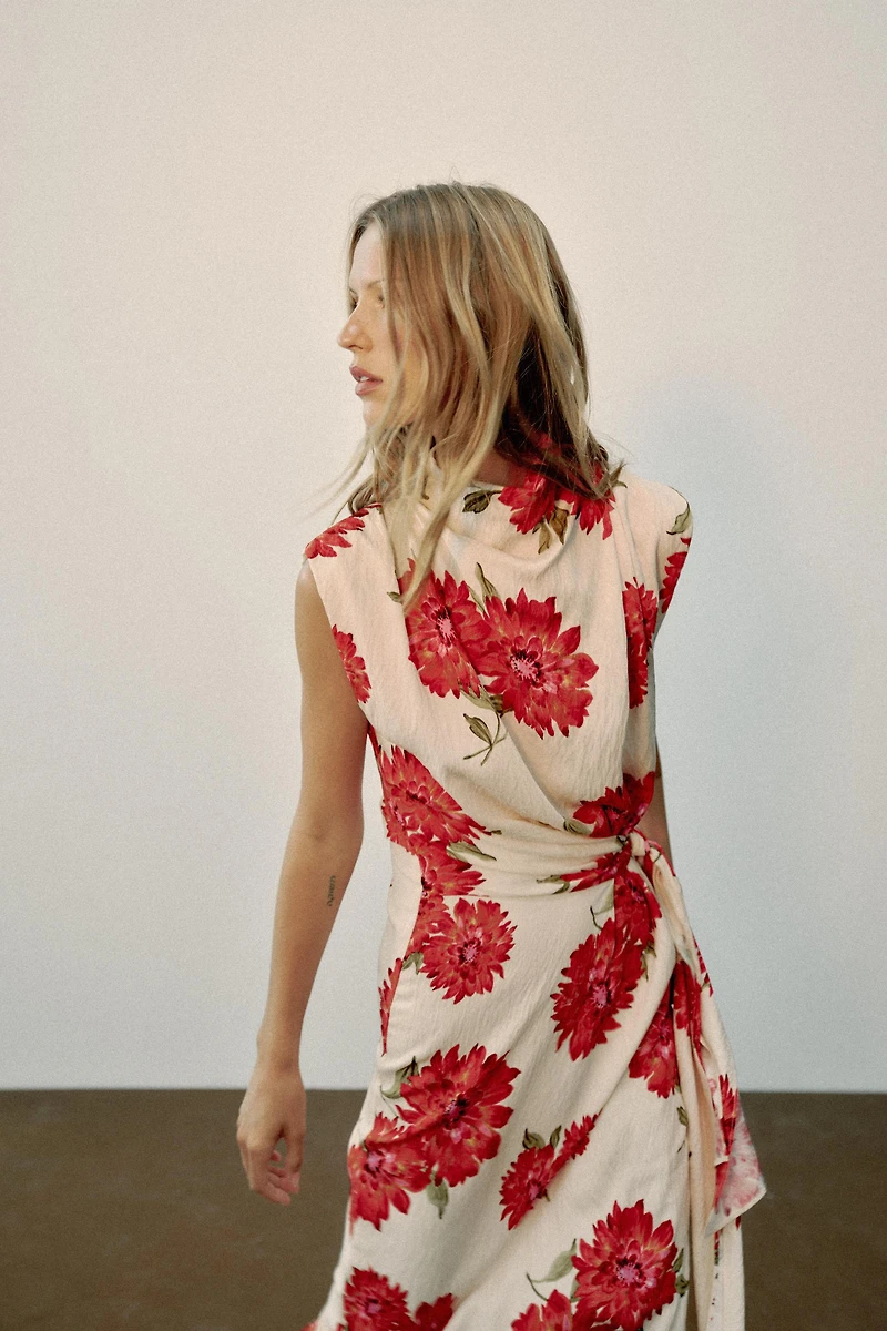 FLORAL PRINT BELTED MIDI DRESS