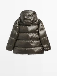 Short water-repellent shiny down jacket