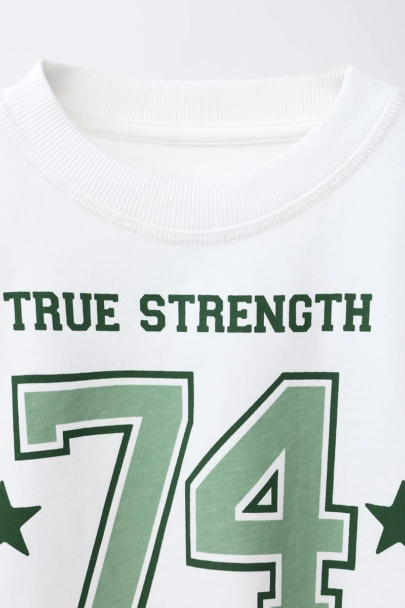 T-SHIRT IMPRIMÉ VARSITY