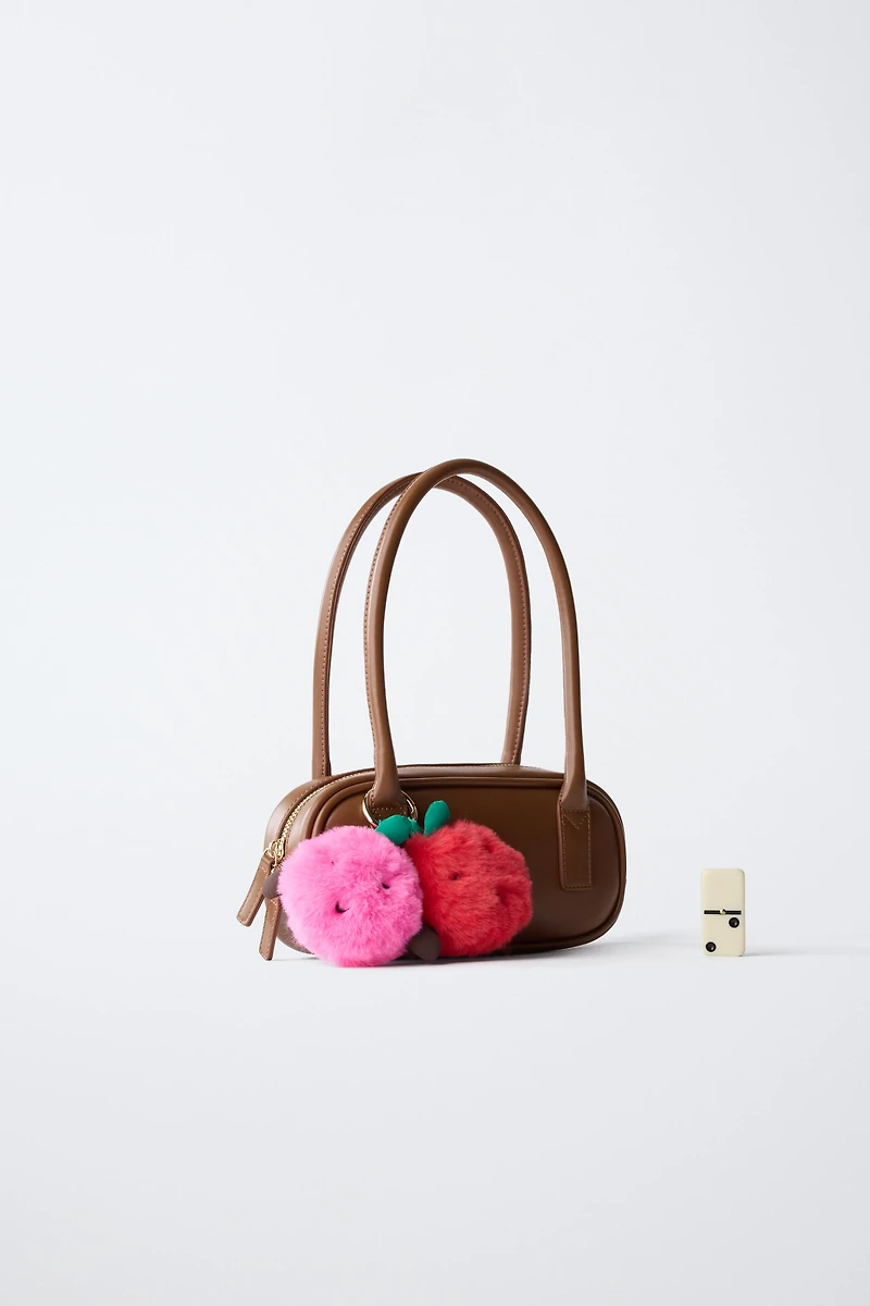 TASSEL SHOULDER BAG